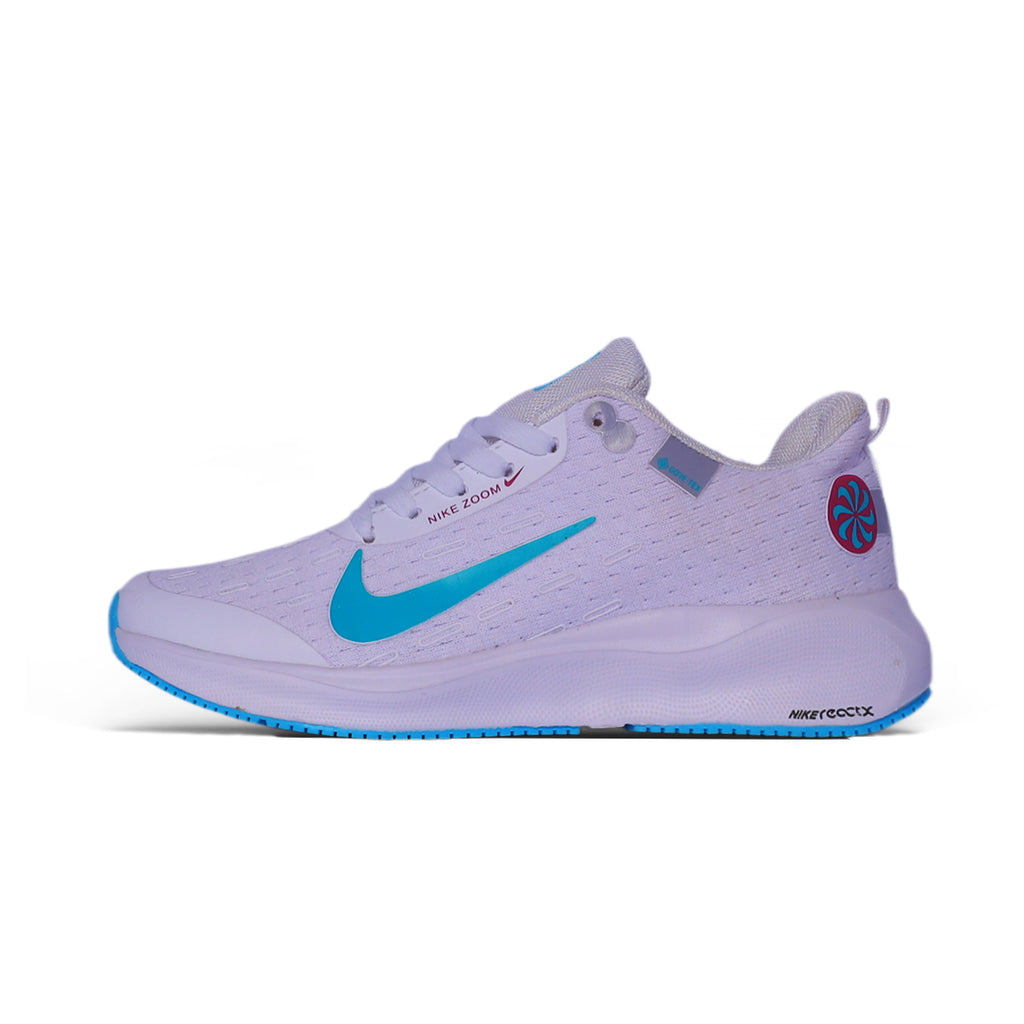 Sporty Mesh Runner – White & Aqua Blue